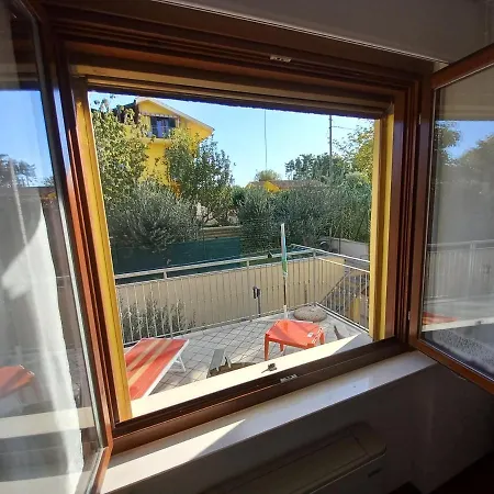 Con Giardino E Parcheggio Coperto * Λορέτο