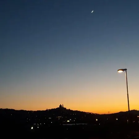 Con Giardino E Parcheggio Coperto *