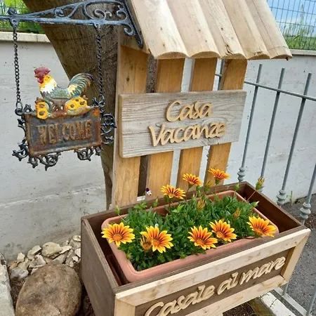 Con Giardino E Parcheggio Coperto Dom wakacyjny *